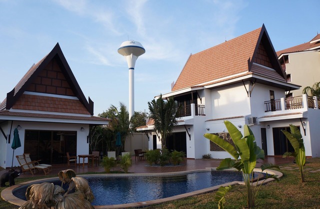 Villa grande y bien equipada y piscina en Ban Phe Beach para grupos de hasta 8
