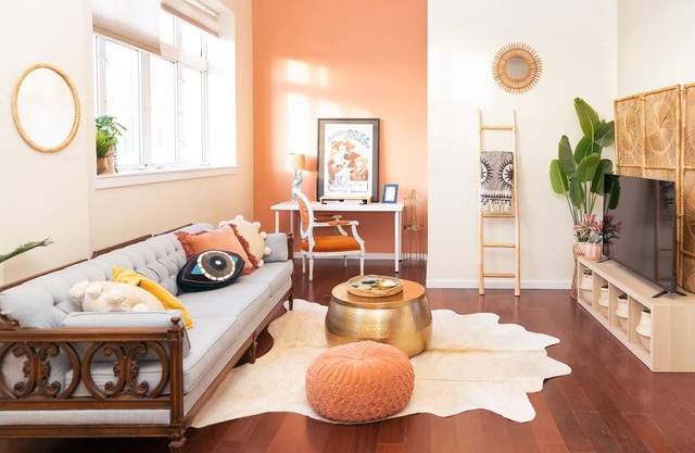 Large Boho Loft in Art District
