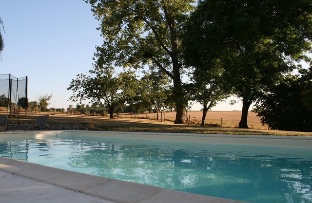 Gran casa con encanto con piscina