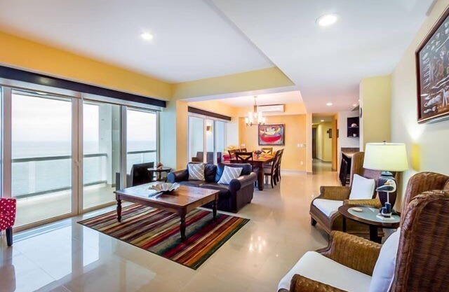 Gran Condominio, Alberca Climatizada, Sauna, Cuarto de Masaje