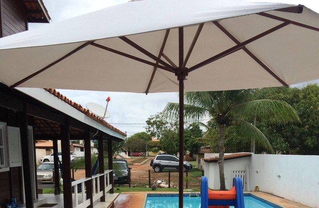 Gran casa con piscina, barbacoa, AR, 2 suites.