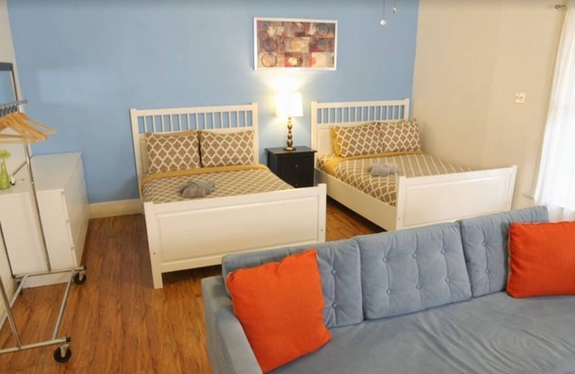 Amplia habitación privada espaciosa en KoreaTown