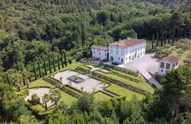 Gran villa de vacaciones en alquiler en Toscana, lucca, piscina, wifi, aire acondicionado, bodas