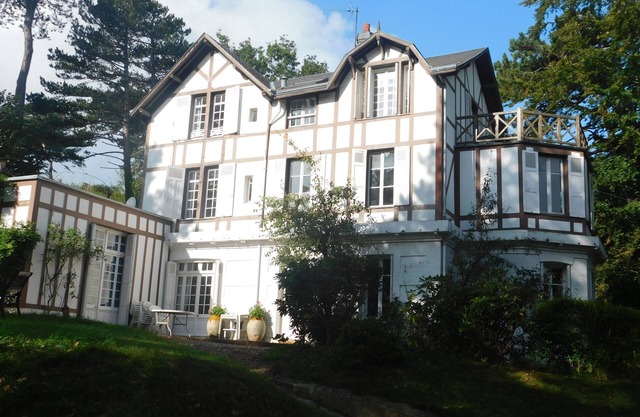 Gran villa normanda en seminarios disponibles y las vacaciones en la playa