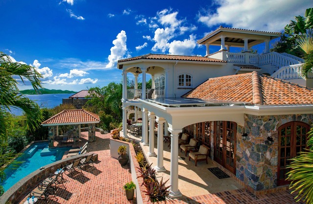 Las Brisas Caribe - Una lujosa y privada calle 4BR John Villa