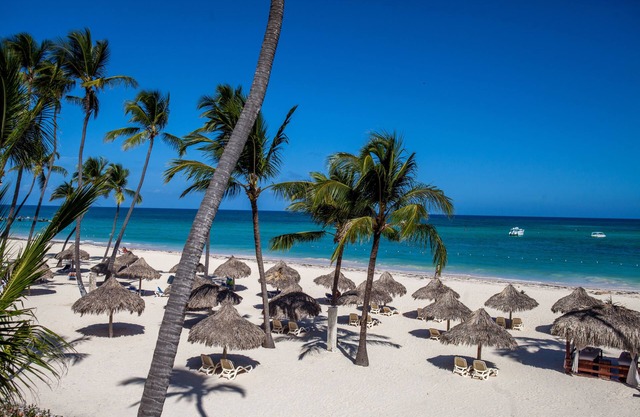 Las Terrazas Condo - Los Corales Village