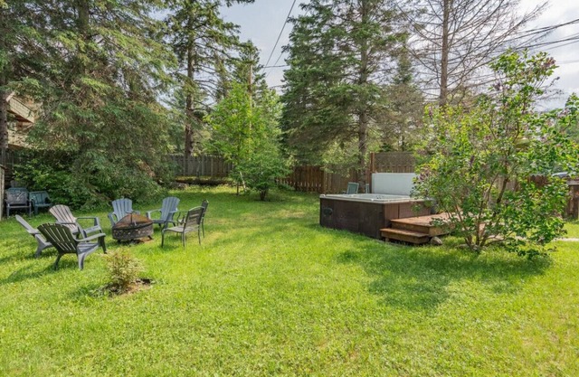LAURA – Rustic Retreat with 4-Season Spa Val David
