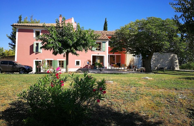 Lavandes - Casa rural / estudio con vistas al jardín, piscina y valle
