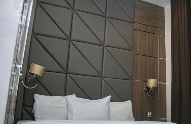 Laycon Hotel & Suites