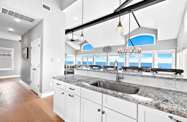 LBI Oceanfront home with Panoramic Views