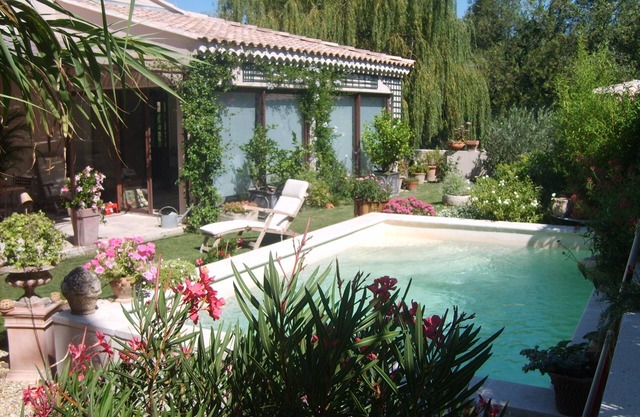 LE CLOS MARTIN ESTUDIO entre Aviñón St Rémy de Provence