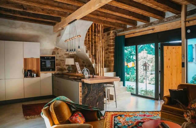 Le Grand Petit Prince I Le Papillon I Private Jacuzzi