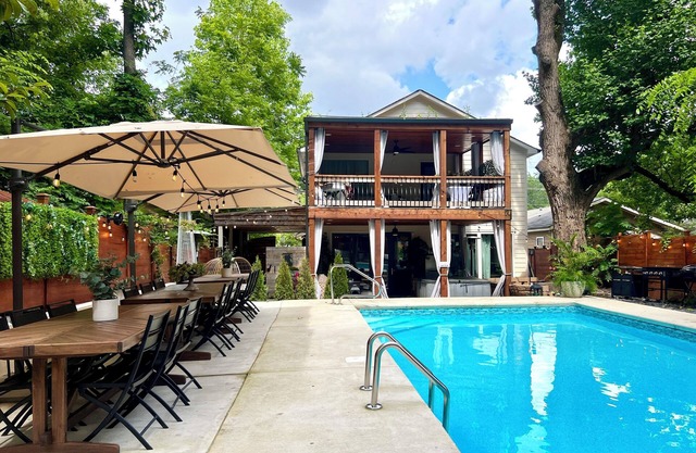 L’Eau Hill - A Quiet Luxury Retreat + Saltwater Pool in the Heart of Atlanta