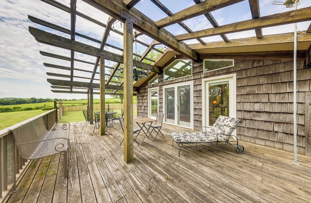 Lecompton Home w/ Private Pond & Fire Pit!