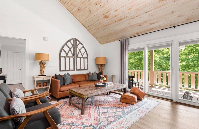 Leiper's Fork Home ❤️ Balcón al aire libre de 70 pies con vista al campo en 12 acres aislados