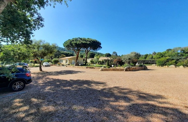 Les Jardins De Santa Giulia - B&B con Encanto