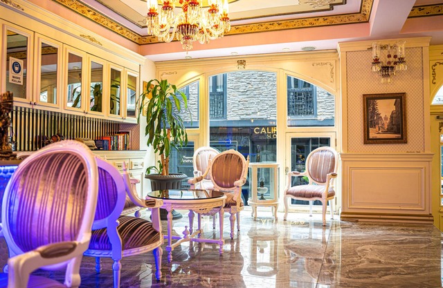 Leyenda Hotel