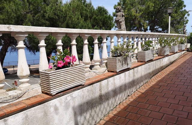 Laigueglia Villa Oasis "encantamiento entre los olivos y el mar"