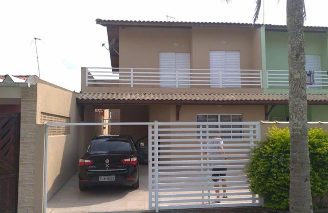 Linda Casa pé na areia em Mongagua