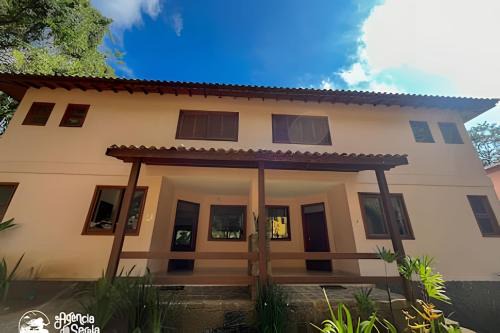 Linda casa perto da praia das Conchas em llhabela