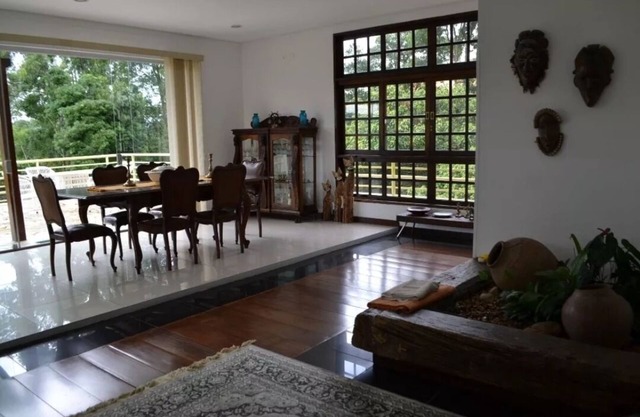 Linda residencia Condominio Cerrado Granja Viana 2