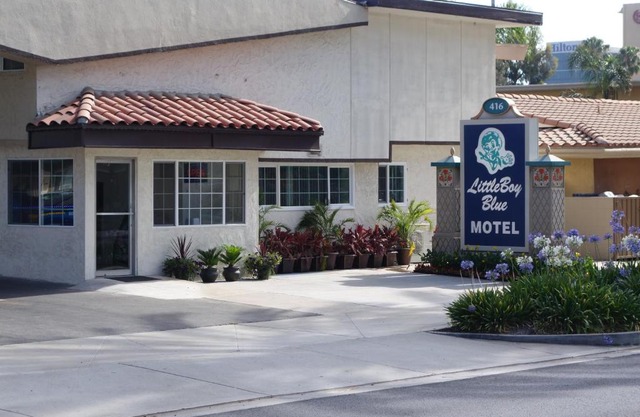 Little Boy Blue Motel