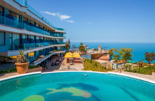 Litz Resort