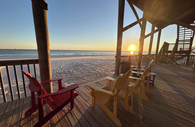 Listado NUEVO - Frente a la playa, Piscina, Se aceptan mascotas, Capacidad 15 en Livin 'the Dream