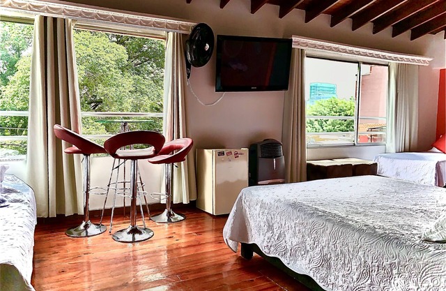 Lleras Premium Hotel