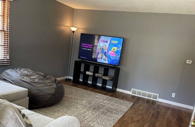 Located minutes away from target, dining & interstate! Safe culdasac with park!