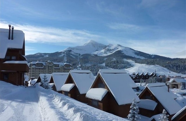 ¡Ubicación! Ski-in Ski-Out Big Sky, Arrowhead Chalet-Sleeps 8