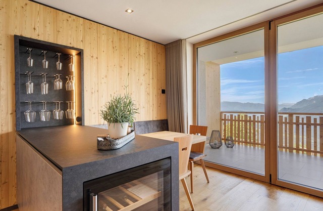 Apartamento de vacaciones «Lodge Melisse» con vistas a la montaña, terraza privada y sauna privada