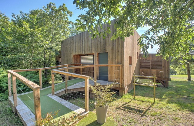 Bungalow 'Lodge Plein Voir' con terraza privada, Wi-Fi y aire acondicionado