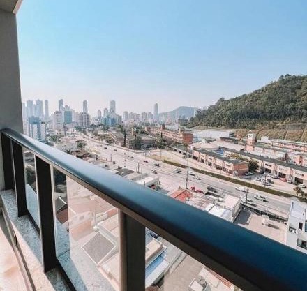 Loft decorado e equipado no Centro de Itajaí-SC