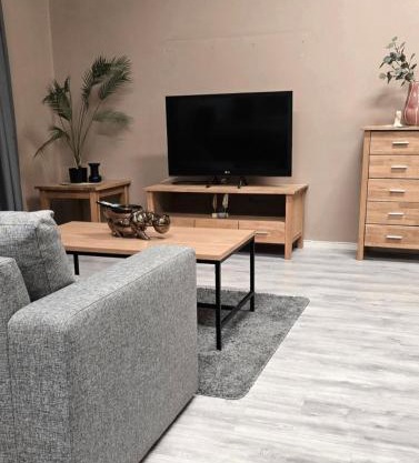 Loft- huoneisto matkustajasatamassa
