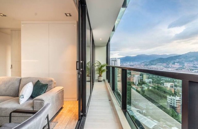 Loft in Golden Mile with great location and view