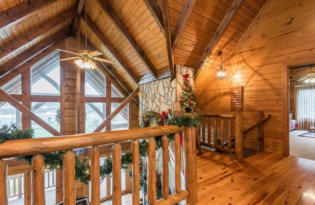 The Log Cabin Place, alquiler nocturno para perros + espacio para reuniones / conferencias
