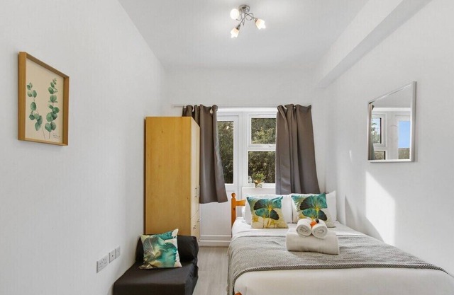 London Studio 3 Short Stay