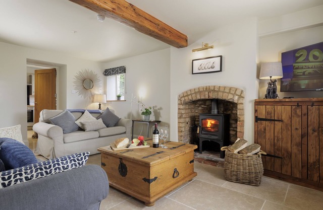 Longborough House - a beautiful house sleeping 10 guests