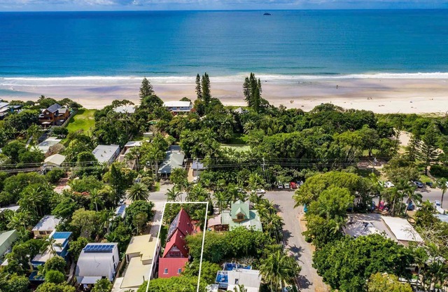 UNA ESTANCIA PERFECTA - Longhouse - peculiar Belongil Beach House