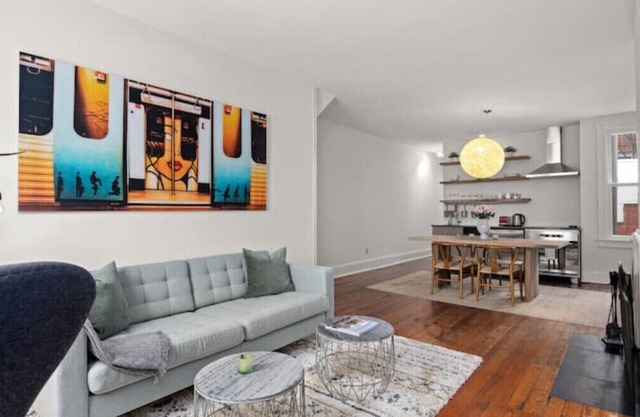 LOOK NO FURTHER - this is your home away from home