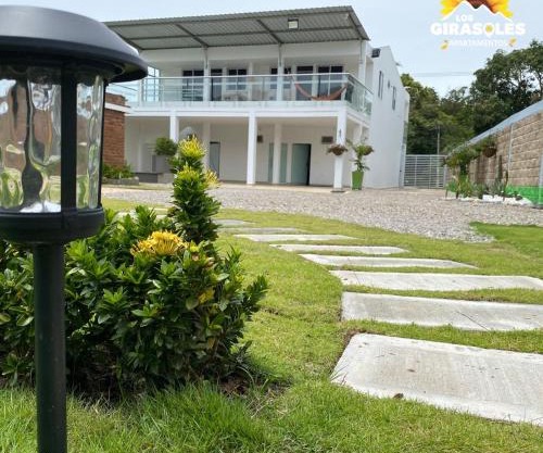 Los Girasoles Apartamentos