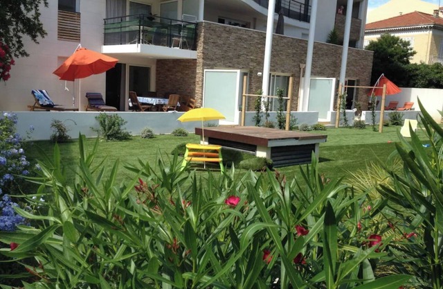 LOU BAMBOU ****. PMR access. Terrace. GARDEN. Parking. All on foot