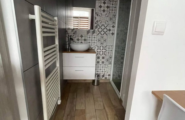 Louis 1st floor 200m from the beach