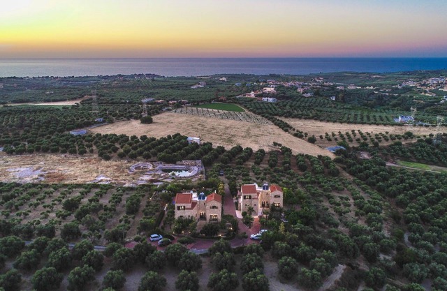 Louloudaki Villas. ¡Un complejo de villas en la naturaleza de Creta!