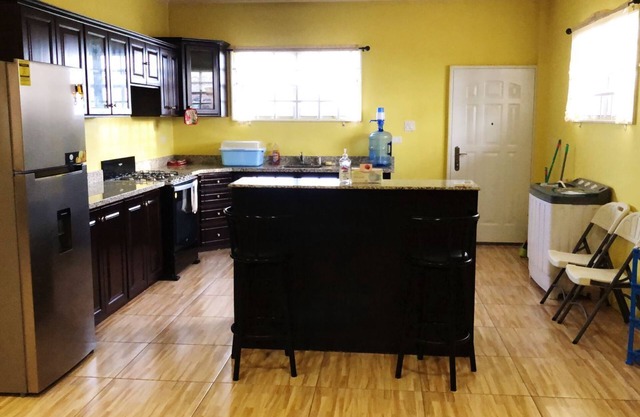 Lovely 2 Bedroom Apartment In A Safe And Child Friendly Neighborhood