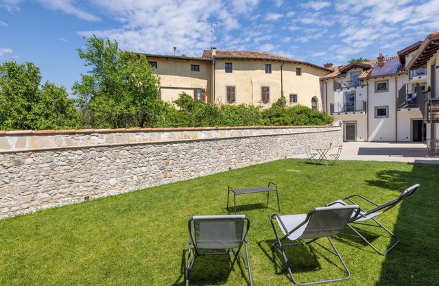 Acogedor apartamento para 4 personas con WIFI, A/C, TV, terraza, mascotas permitida y aparcamiento