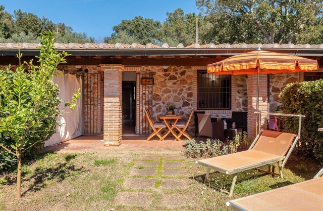 Precioso apartamento en villa para 4 personas con A/C, WIFI, TV, terraza y mascotas permitida