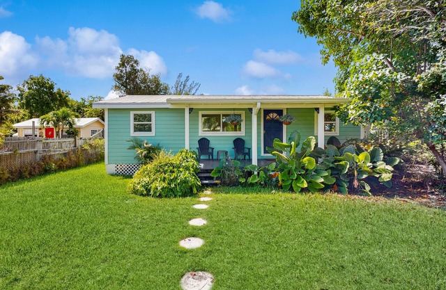 Lovely dog-friendly home near the ocean with hot tub & grill