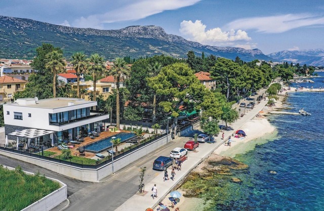 Preciosa casa en Kastel Stari con sauna